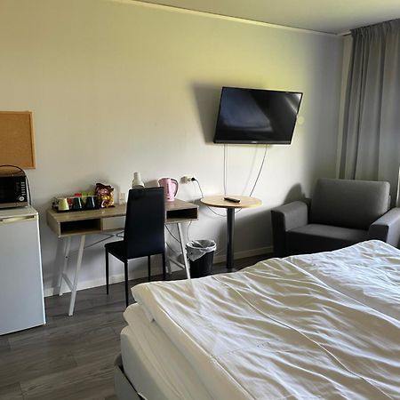 Hotell Smedjan Паяла Экстерьер фото