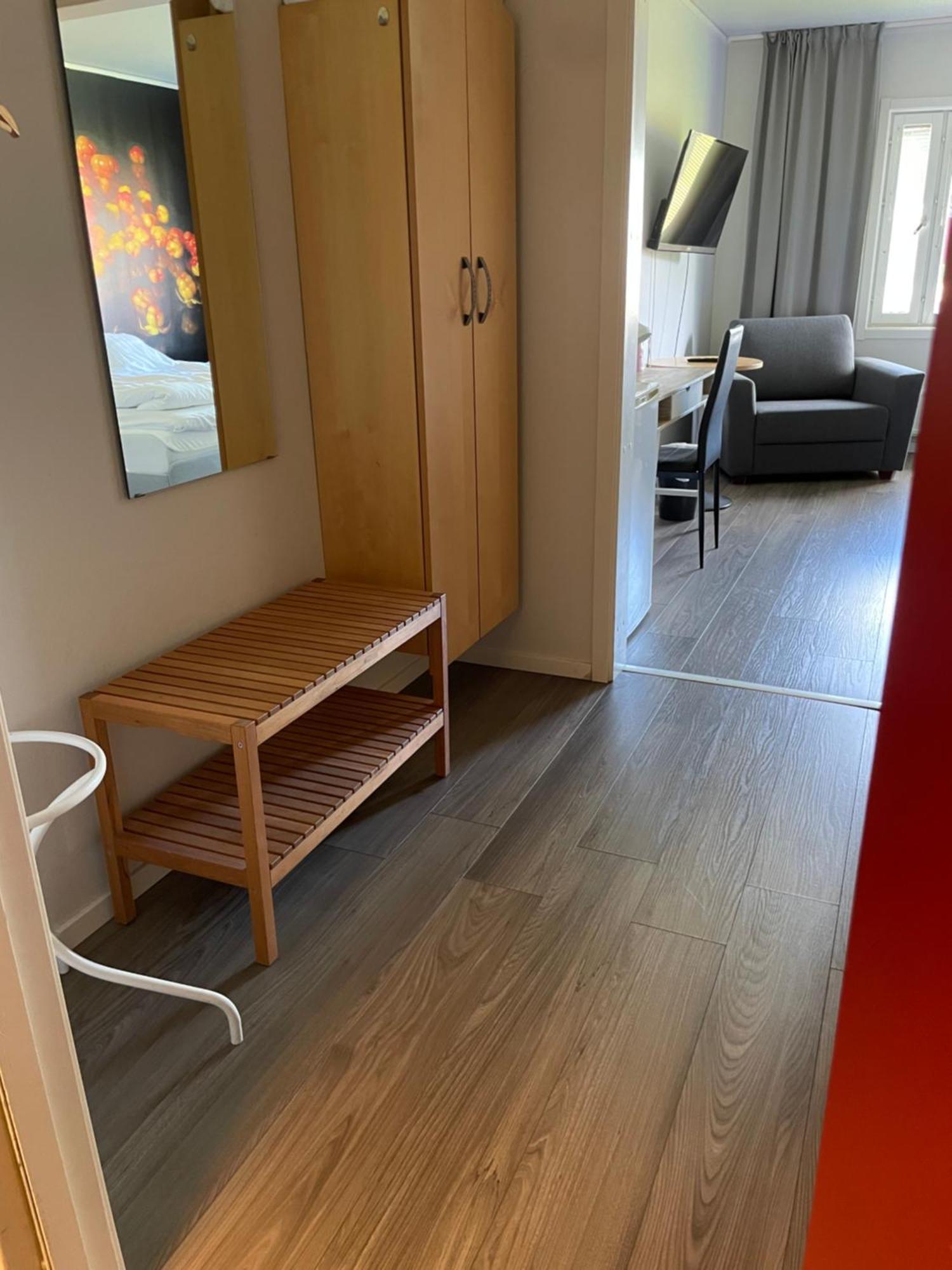 Hotell Smedjan Паяла Экстерьер фото